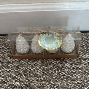 White and Brown Holiday Decor with Pinecones